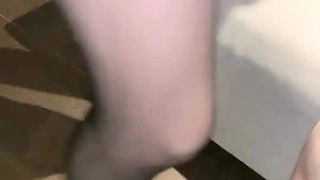 娇妻 雪白 呻吟-美女学生妹子是男友的乖母狗，戴着狗炼项圈乖乖让男友无套抽插~