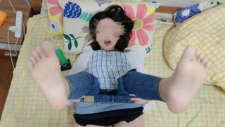 下一篇中文字幕人妻-快餐豪哥1500约炮粉逼艺校兼职妹逼太紧几分钟就把哥搞射了的!