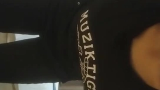有希望的男人-爱玩游戏的女友-哥哥输了第三条腿就属于我的