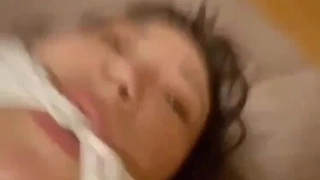 日韩欧美不卡一区二区高清-vavababy 面 試 畢 業 生 被 颻 渴 的 OL約 到 旅 館 脫 下 褲 子 吃 各 種 姿 勢 狂 抽 猛 送 全 部 射 嘴 巴 吞 淨