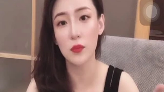 日韩欧美不卡一区二区高清-vavababy 面 試 畢 業 生 被 颻 渴 的 OL約 到 旅 館 脫 下 褲 子 吃 各 種 姿 勢 狂 抽 猛 送 全 部 射 嘴 巴 吞 淨