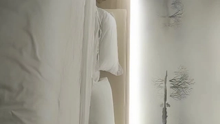 娇妻 雪白 呻吟-美女学生妹子是男友的乖母狗，戴着狗炼项圈乖乖让男友无套抽插~